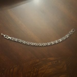 Jewelry - Bracelet Jewelry - Bracelet